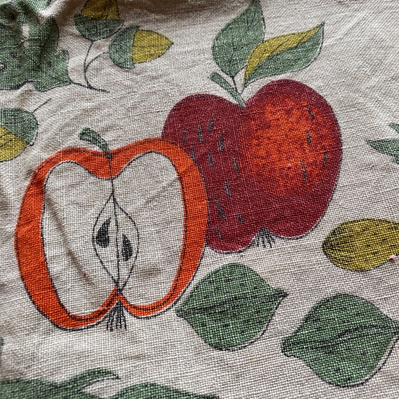 Vintage cotton harvest print tablecloth 50x60 - Picture 8 of 11
